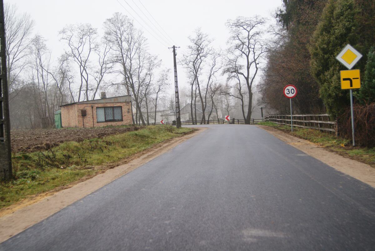 Przebudowa – modernizacja drogi powiatowej nr 2948W Dzierżanowo – Gromice – Mąkolin – Rogowo.